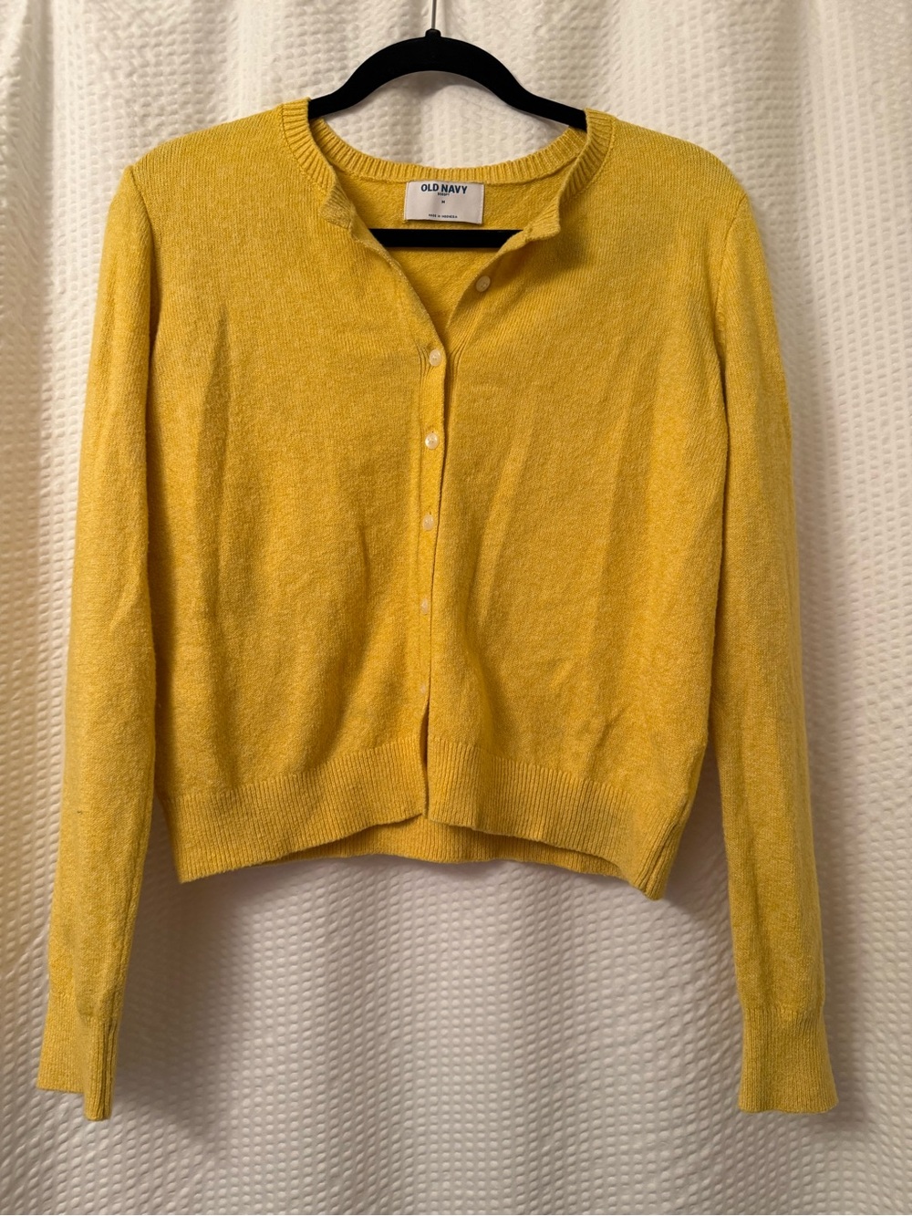 Old Navy Slim Fitted Button Up Cardigan Sz M Yellow Soft SOSOFT Collection